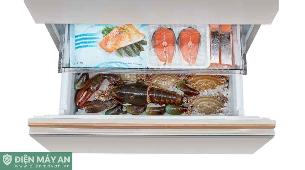 Ngăn đông dung tích 172 lít được chia thành nhiều ngăn 